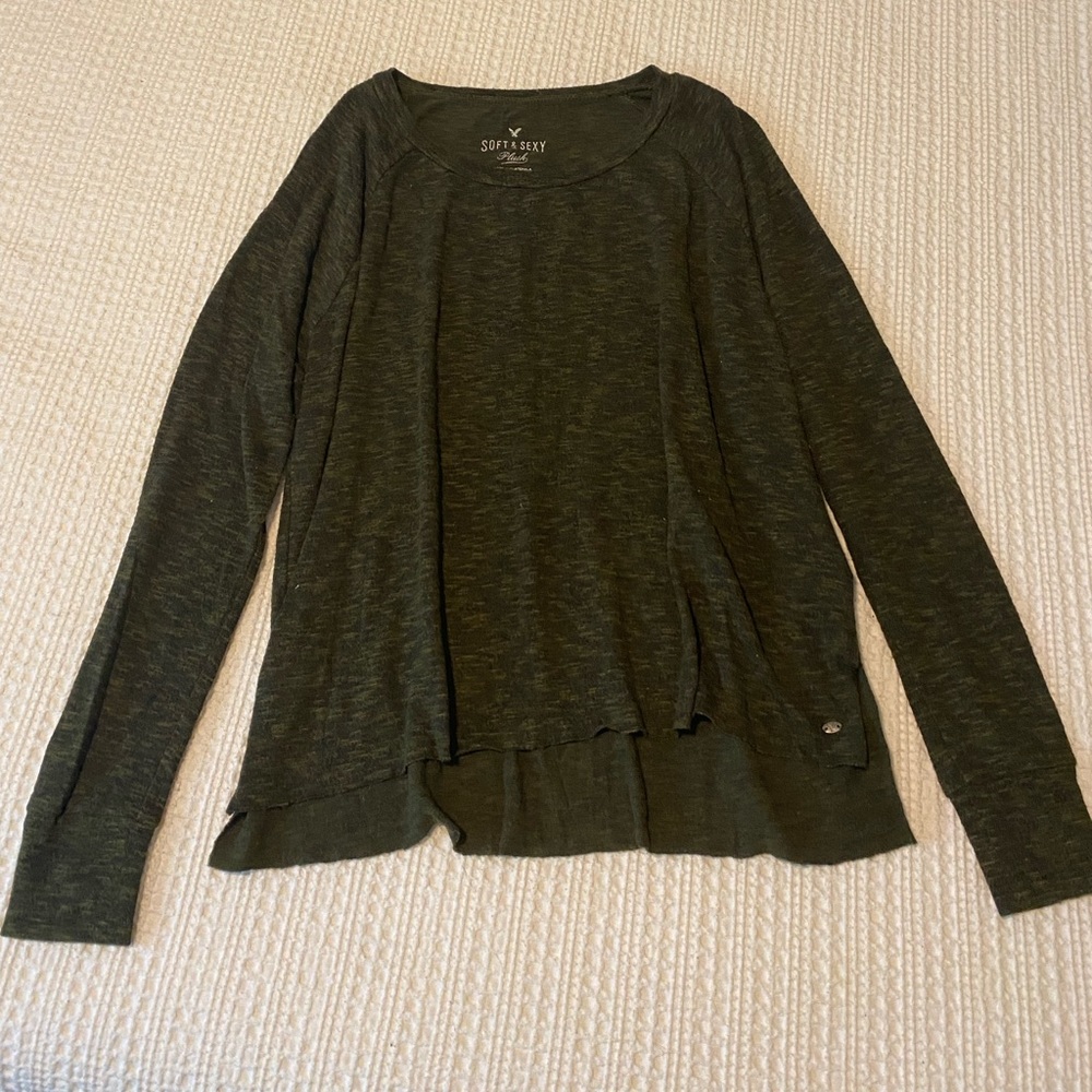 American Eagle green soft & sexy long sleeve top